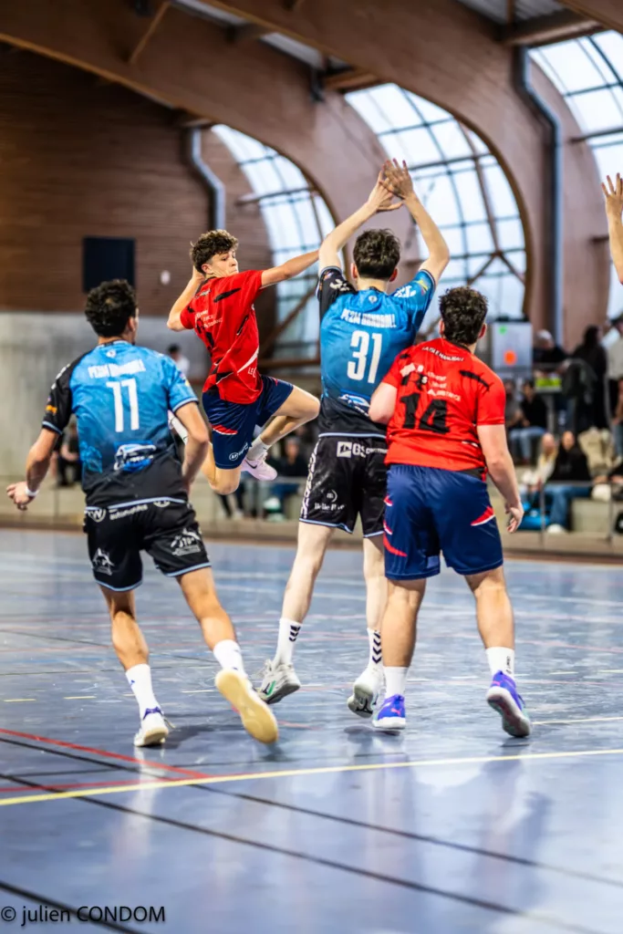 Photo PE2M Handball - Album SG1 vs Isle
